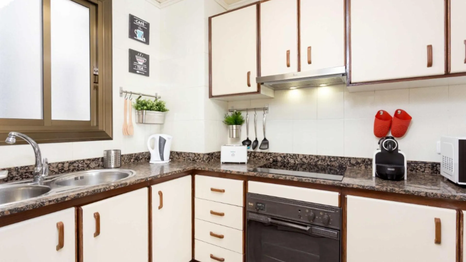 Apartment In Hospitalet L'Hospitalet de Llobregat Spain